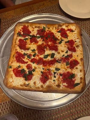 La Villa Pizza & Family Restaurant restaurant photo