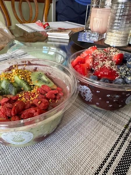 Playa Bowls restaurant photo