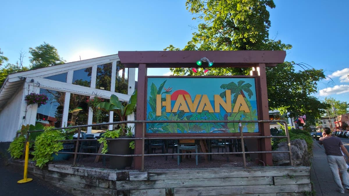 Havana restaurant photo