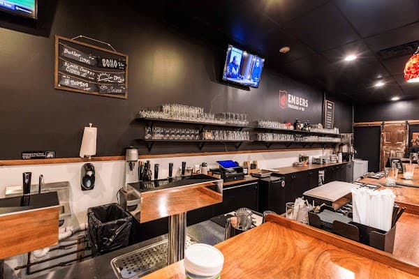 Embers Smokehouse and Tap restaurant photo