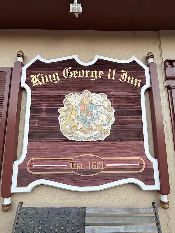 King George II Inn restaurant photo