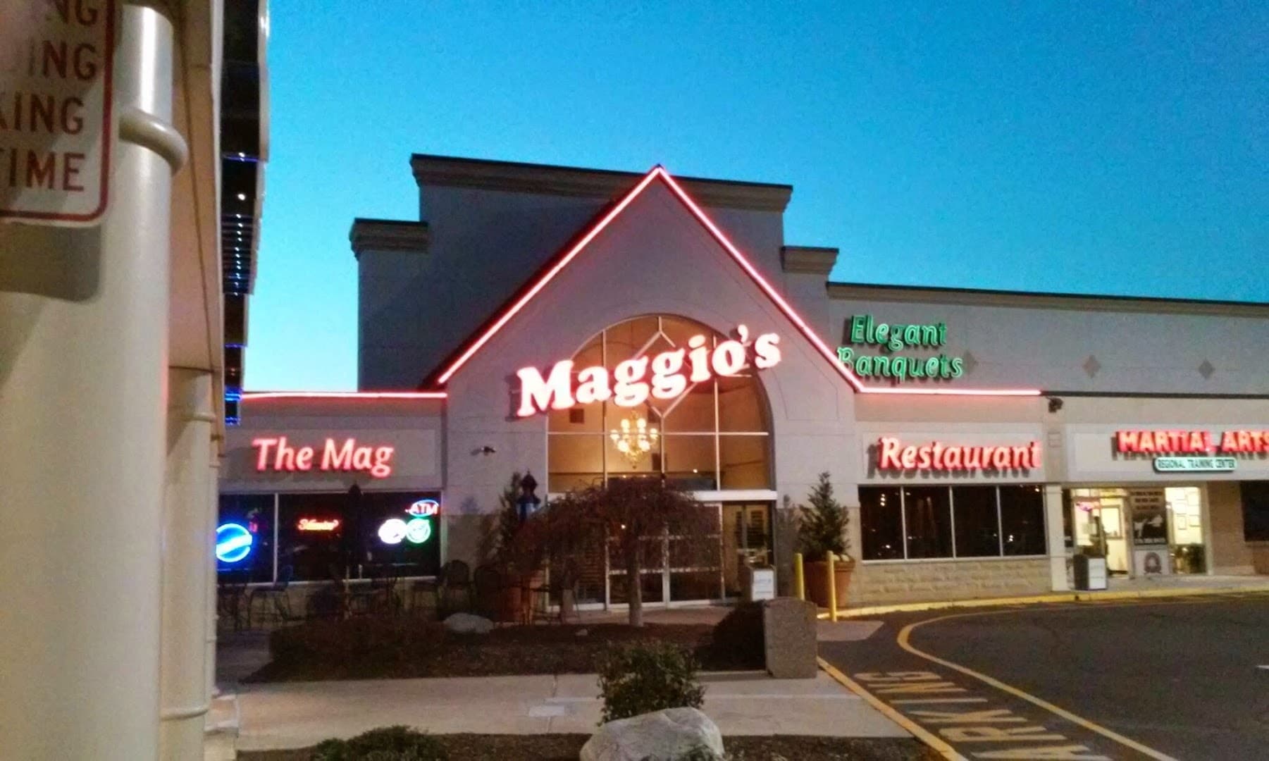Maggio's Restaurant, Bar & Ballroom restaurant photo