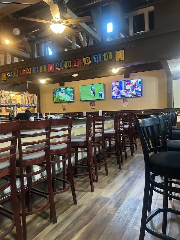 Mike's York Road Tavern restaurant photo