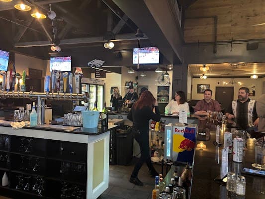 Mike's York Road Tavern restaurant photo