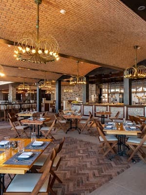 Logan Inn in New Hope PA restaurant photo